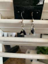 Load image into Gallery viewer, Triangle earrings
