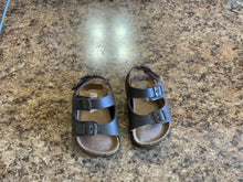 Load image into Gallery viewer, Baby Brown Sandals
